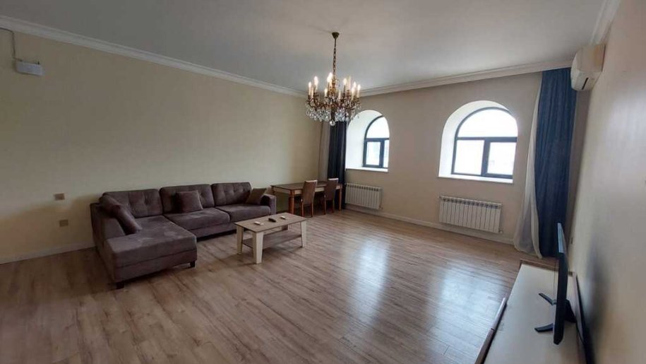 Kirayə verilir 3 otaqlı yeni tikili, 145 m², Sahil m.-2