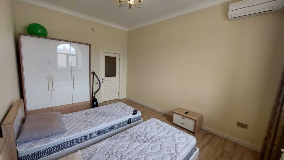 Kirayə verilir 3 otaqlı yeni tikili, 145 m², Sahil m.-11