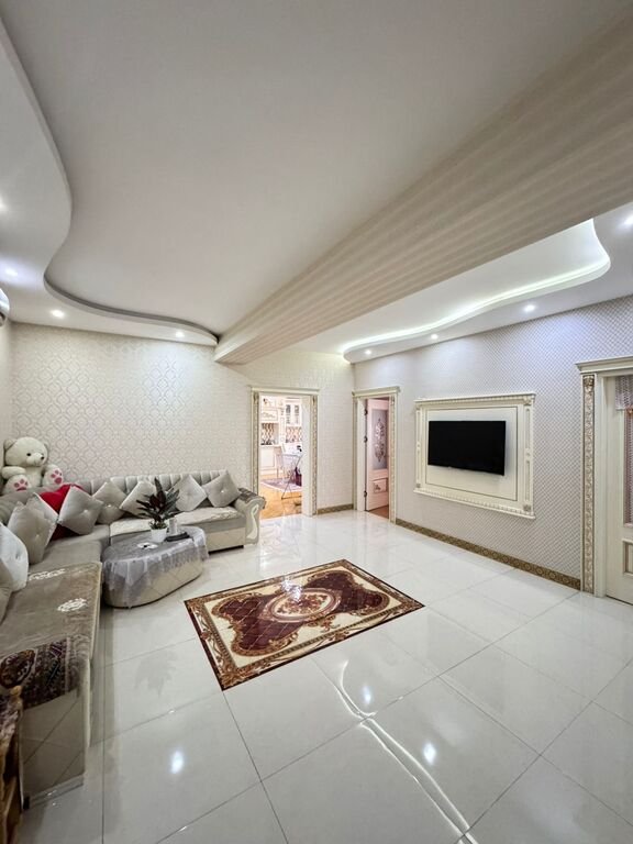 Satılır 3 otaqlı yeni tikili, 155 m², 20 Yanvar m.-8