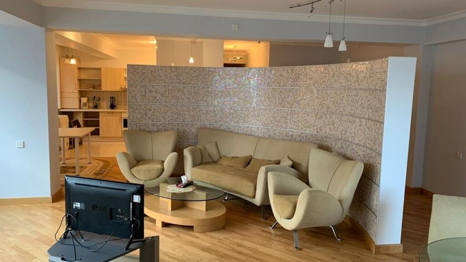 Kirayə verilir 3 otaqlı yeni tikili, 95 m², İçərişəhər m.-2