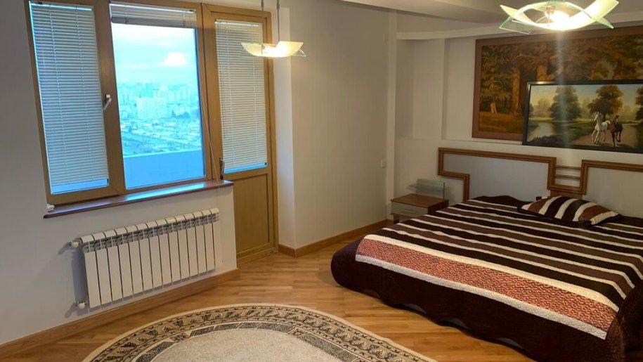 Kirayə verilir 3 otaqlı yeni tikili, 95 m², İçərişəhər m.-8