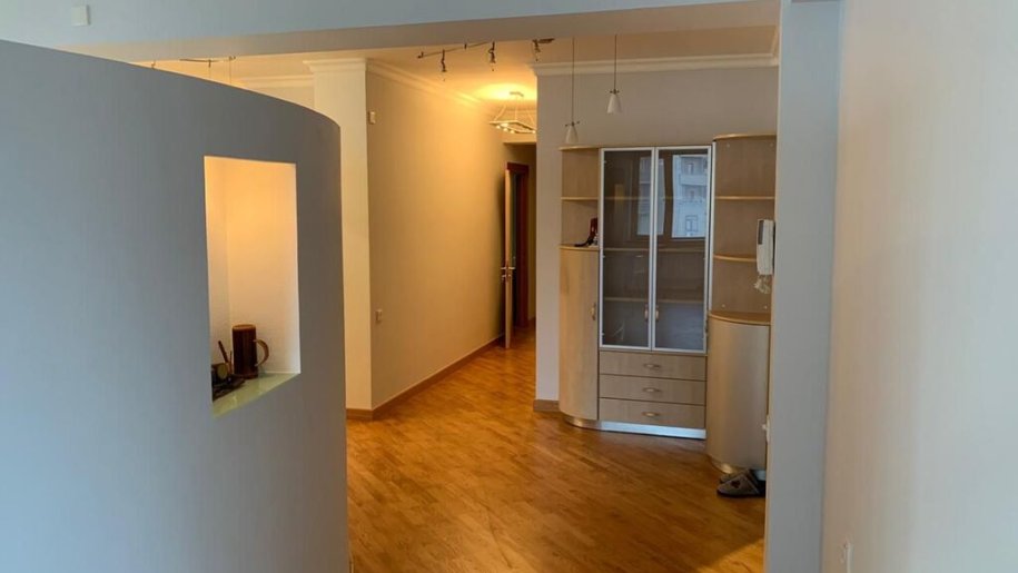 Kirayə verilir 3 otaqlı yeni tikili, 95 m², İçərişəhər m.-26