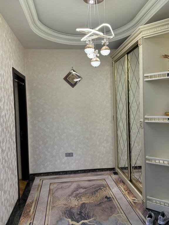 Satılır 2 otaqlı yeni tikili, 100 m², Memar Əcəmi m.-13