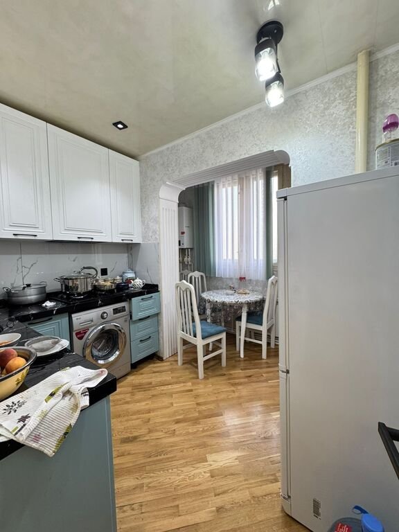 Satılır 2 otaqlı köhnə tikili, 65 m², Əhmədli m.-7