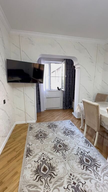 Satılır 2 otaqlı köhnə tikili, 65 m², Əhmədli m.-8