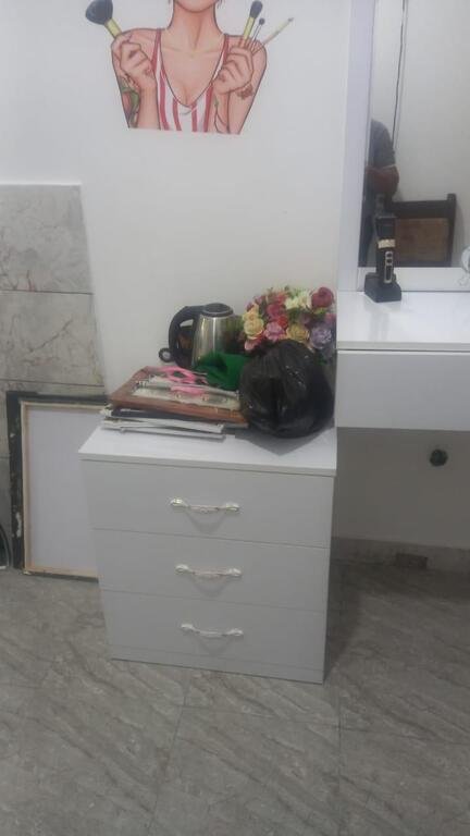 16 m<sup>2</sup> obyekt satılır, İnşaatçılar m.-3