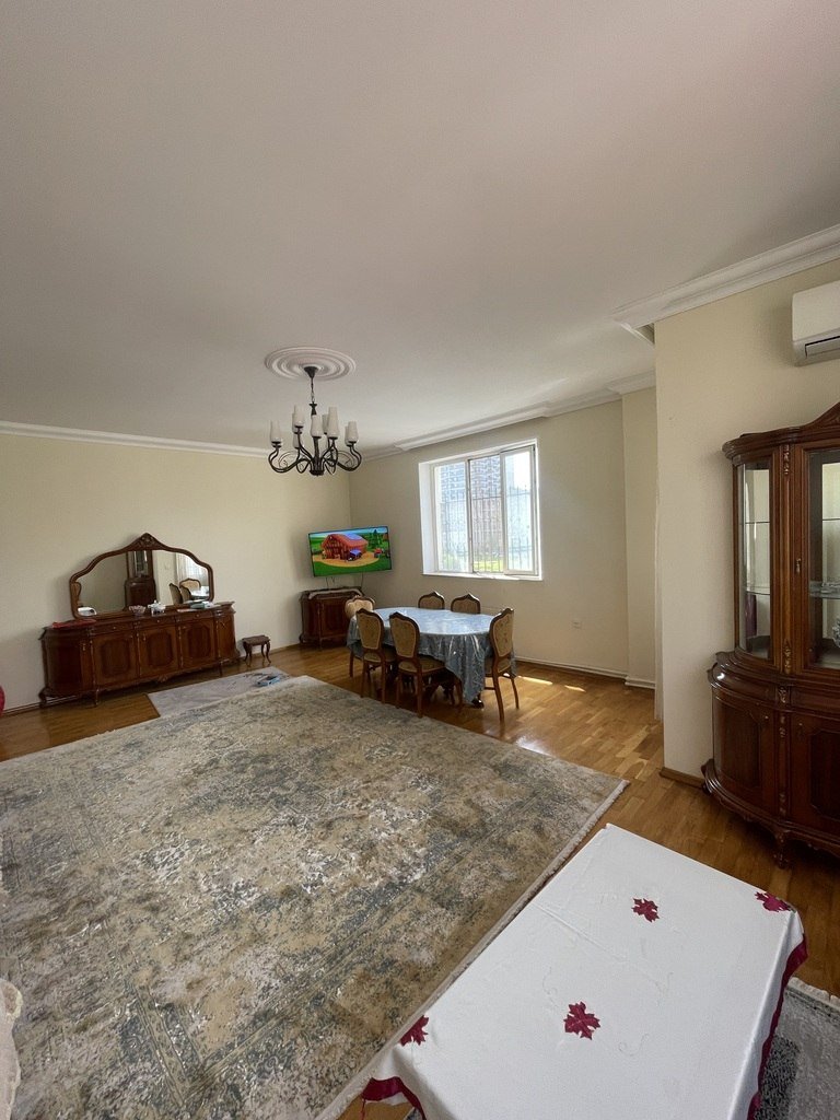 Satılır 3 otaqlı yeni tikili, 150 m², Elmlər Akademiyası m.-9