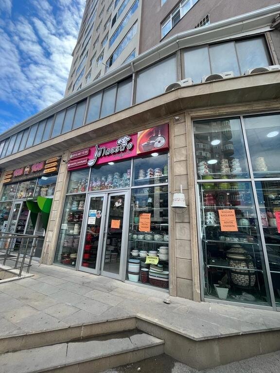 180 m<sup>2</sup> obyekt satılır, Memar Əcəmi m.-4