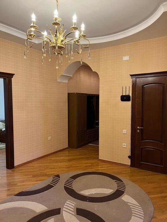 Kirayə verilir 3 otaqlı köhnə tikili, 130 m², Nəriman Nərimanov m.-18