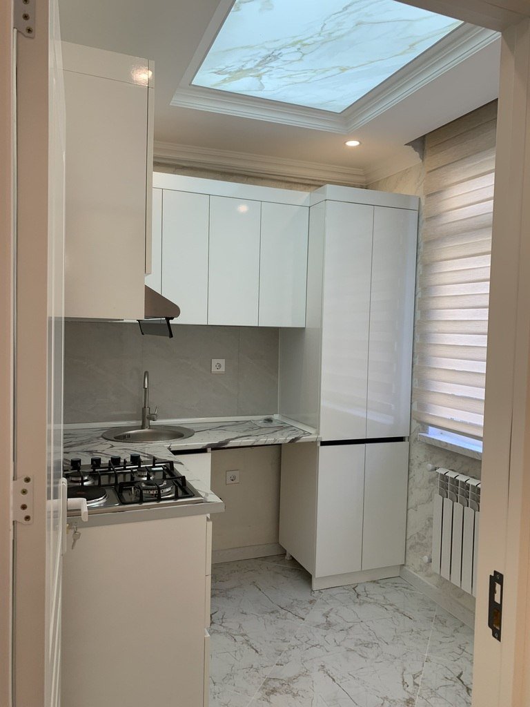 Satılır 2 otaqlı köhnə tikili, 46 m², Memar Əcəmi m.-4