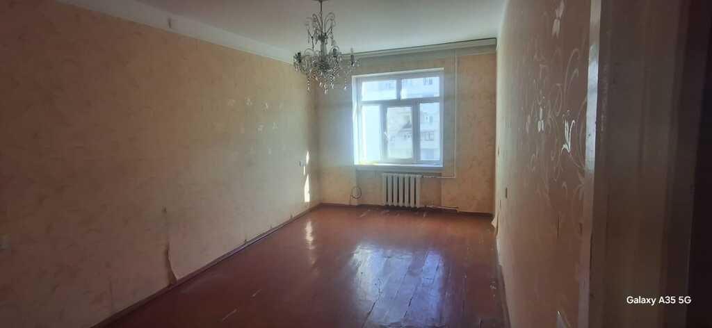 Satılır 2 otaqlı köhnə tikili, 60 m², Bakıxanov (Razin)-1