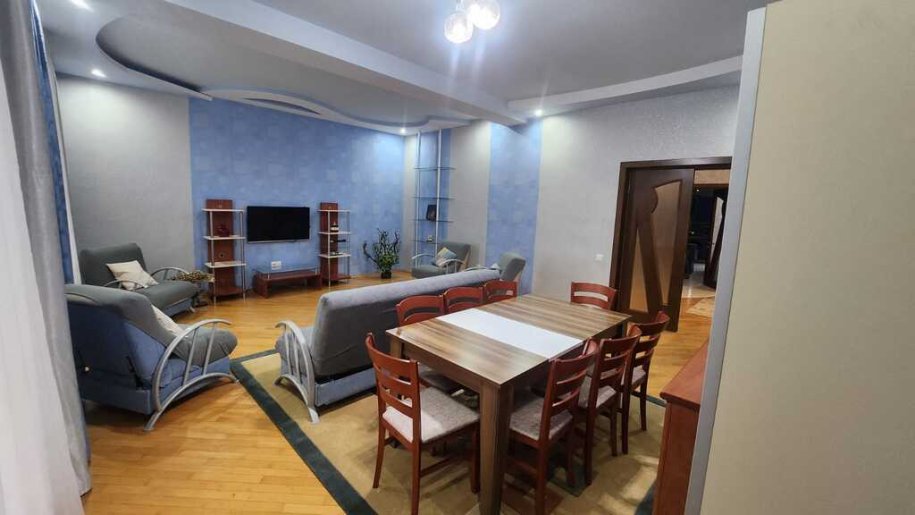 Kirayə verilir 5 otaqlı yeni tikili, 200 m², Nərimanov-4