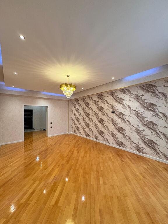 Satılır 3 otaqlı yeni tikili, 135 m², Elmlər Akademiyası m.-2