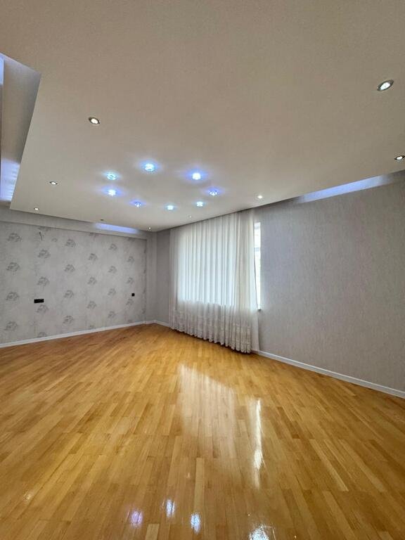 Satılır 3 otaqlı yeni tikili, 135 m², Elmlər Akademiyası m.-4