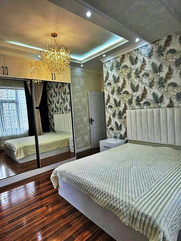 Satılır 3 otaqlı yeni tikili, 81 m², 28 May m.-7