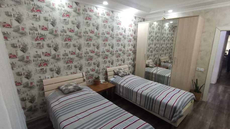 Satılır 3 otaqlı köhnə tikili, 85 m², Əhmədli m.-6