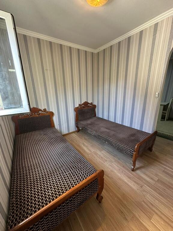 Kirayə verilir 2 otaqlı köhnə tikili, 60 m², Elmlər Akademiyası m.-2