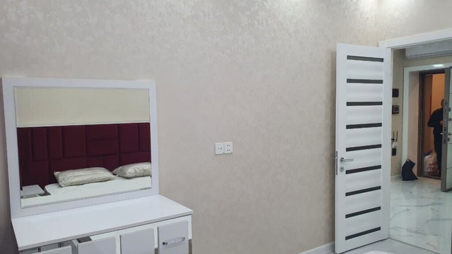 Kirayə verilir 2 otaqlı yeni tikili, 70 m², 8 noyabr-4