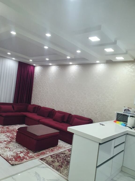 Kirayə verilir 2 otaqlı yeni tikili, 70 m², 8 noyabr-8