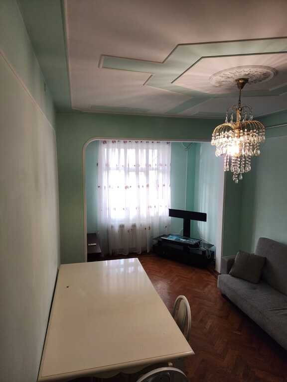 Kirayə verilir 4 otaqlı köhnə tikili, 101 m², Nəriman Nərimanov m.-17