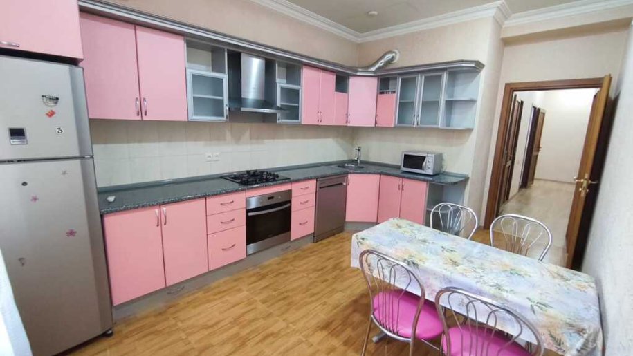 Satılır 2 otaqlı yeni tikili, 100 m², Nizami m.-1