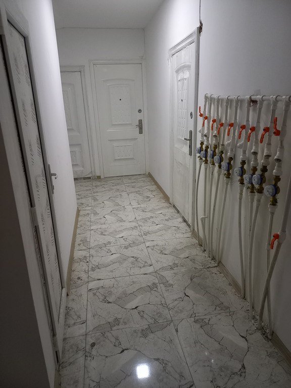 Kirayə verilir 1 otaqlı yeni tikili, 30 m², İnşaatçılar m.-2