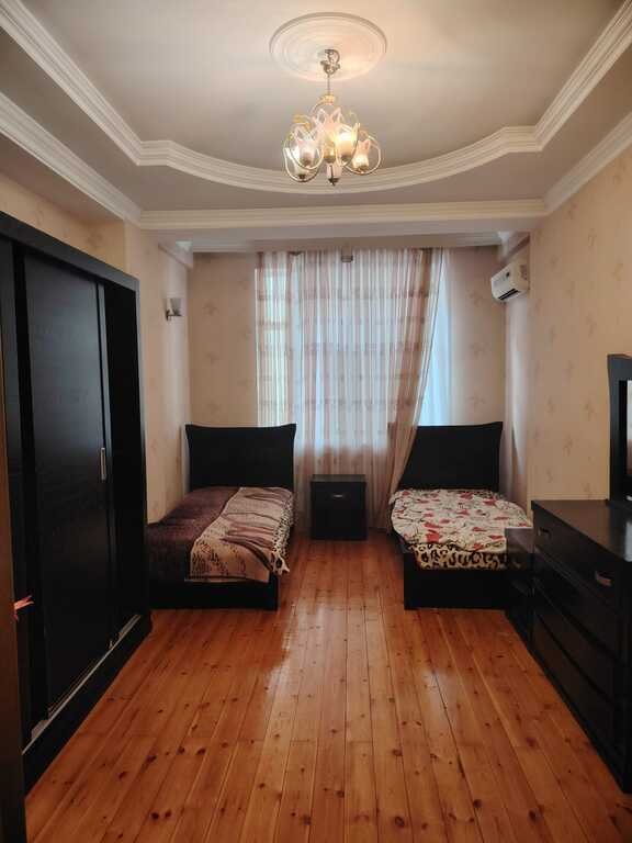 Kirayə verilir 3 otaqlı yeni tikili, 132 m², Gənclik m.-4