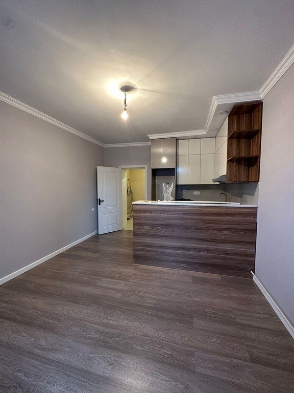 Satılır 2 otaqlı köhnə tikili, 48 m², Elmlər Akademiyası m.-6