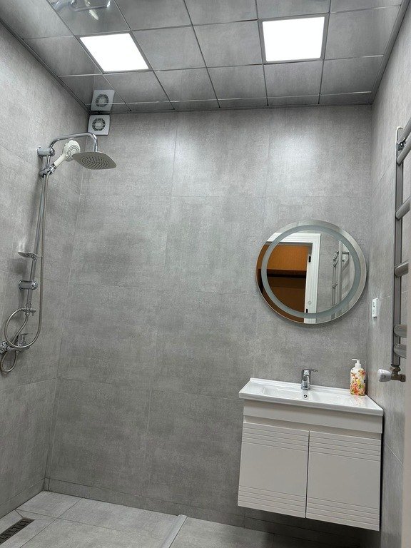 Satılır 2 otaqlı köhnə tikili, 48 m², Elmlər Akademiyası m.-12