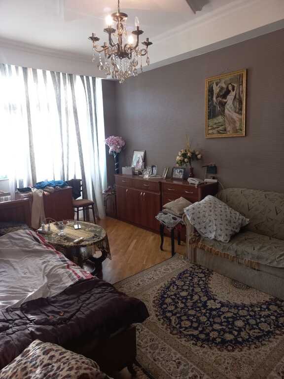 Satılır 2 otaqlı yeni tikili, 45 m², İnşaatçılar m.-5