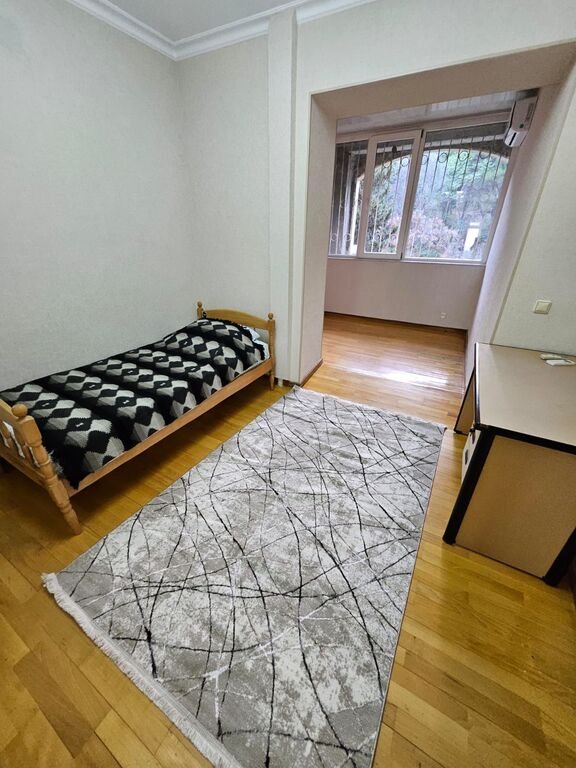 Kirayə verilir 3 otaqlı köhnə tikili, 110 m², İçərişəhər m.-6