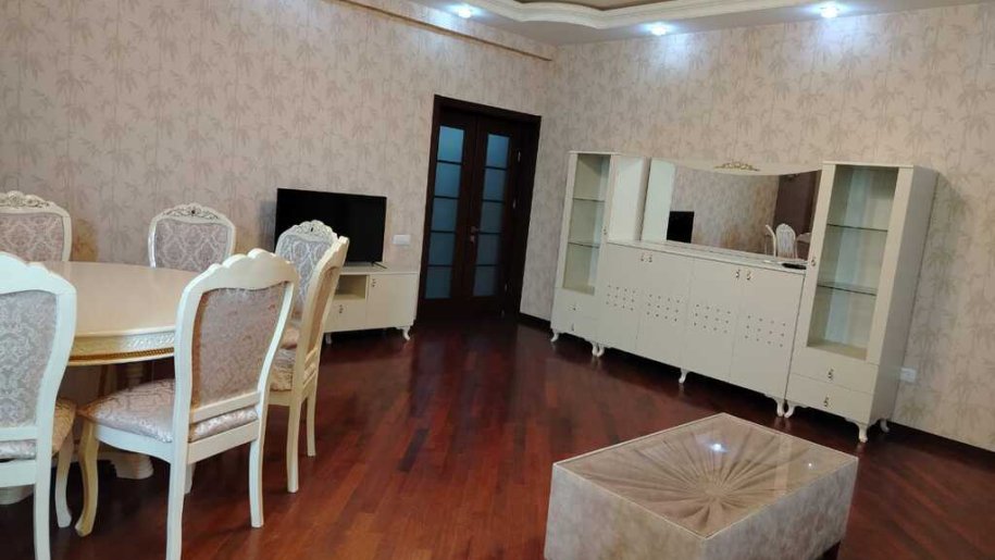 Kirayə verilir 3 otaqlı yeni tikili, 126 m², Nərimanov-2