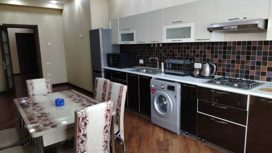 Kirayə verilir 3 otaqlı yeni tikili, 126 m², Nərimanov-3