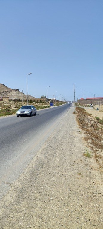 8 sot torpaq satılır, Qobu-3