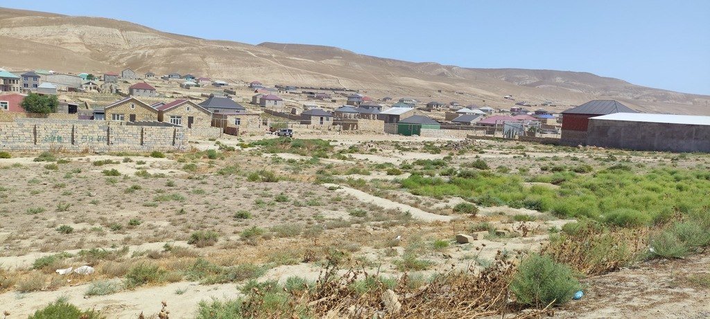 8 sot torpaq satılır, Qobu-4