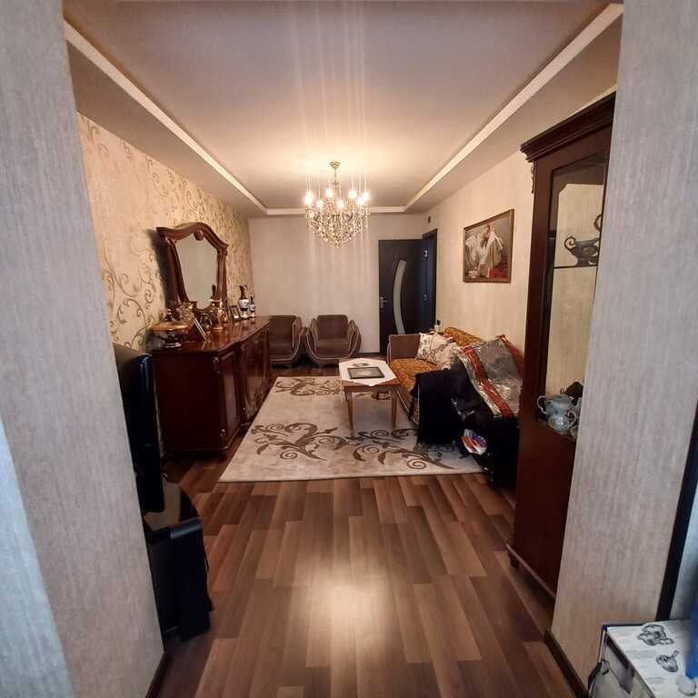 Satılır 2 otaqlı köhnə tikili, 60 m², Memar Əcəmi m.-2