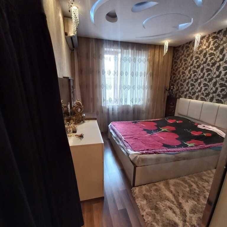 Satılır 2 otaqlı köhnə tikili, 60 m², Memar Əcəmi m.-3