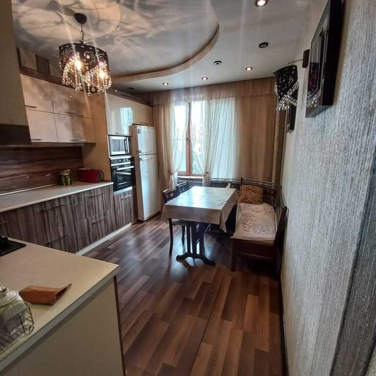 Satılır 2 otaqlı köhnə tikili, 60 m², Memar Əcəmi m.-6