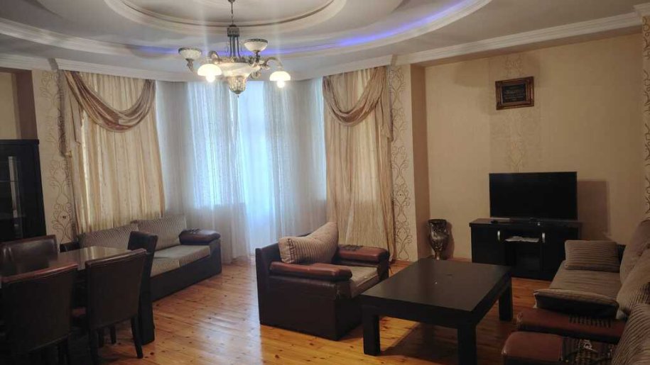 Kirayə verilir 3 otaqlı yeni tikili, 132 m², Gənclik m.-1