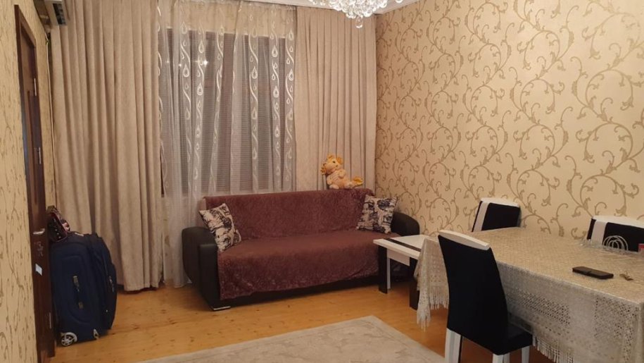 Satılır 2 otaqlı köhnə tikili, 45 m², Memar Əcəmi m.-4
