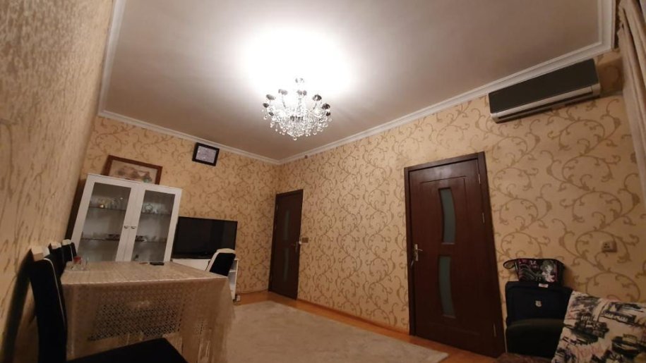 Satılır 2 otaqlı köhnə tikili, 45 m², Memar Əcəmi m.-5