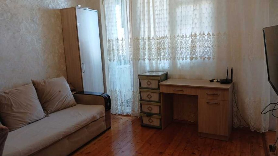 Satılır 2 otaqlı köhnə tikili, 55 m², Memar Əcəmi m.-2
