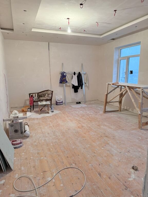 Satılır 3 otaqlı yeni tikili, 130 m², İnşaatçılar m.-3