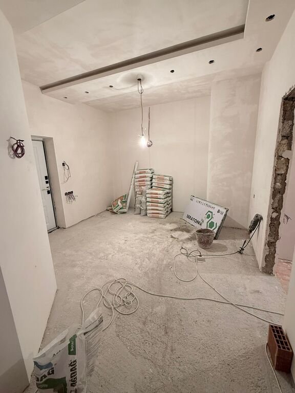 Satılır 3 otaqlı yeni tikili, 130 m², İnşaatçılar m.-5