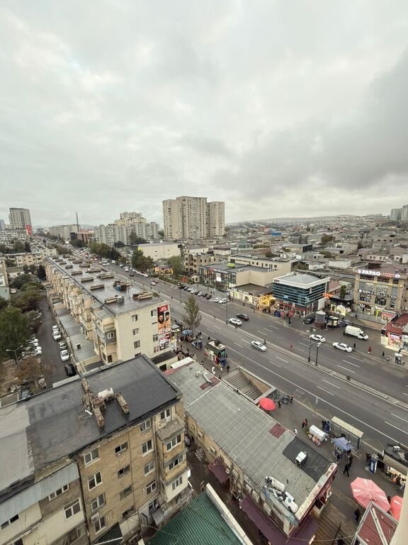 Satılır 3 otaqlı yeni tikili, 130 m², İnşaatçılar m.-20