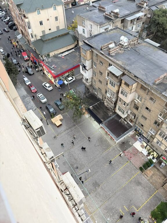 Satılır 3 otaqlı yeni tikili, 130 m², İnşaatçılar m.-22