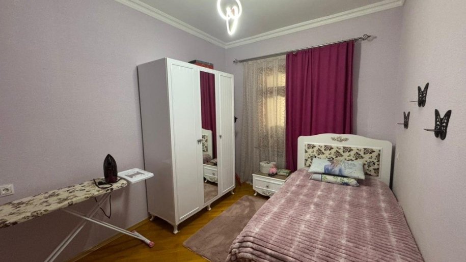 Satılır 4 otaqlı köhnə tikili, 105 m², Həzi Aslanov m.-13