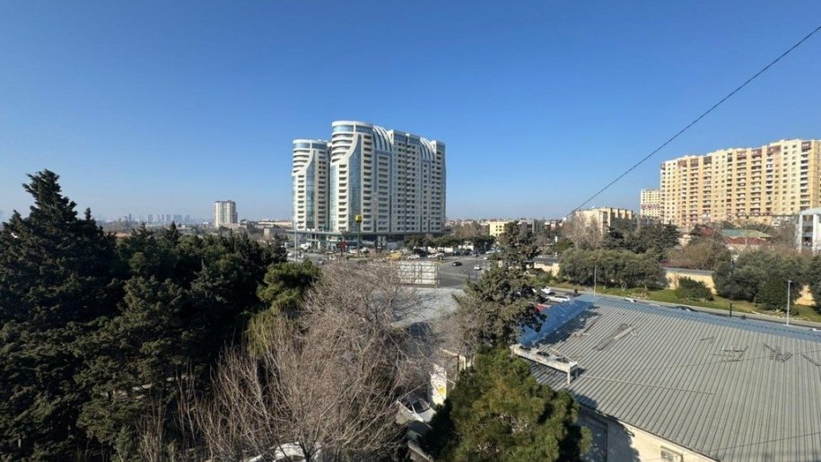 Satılır 4 otaqlı köhnə tikili, 105 m², Həzi Aslanov m.-19