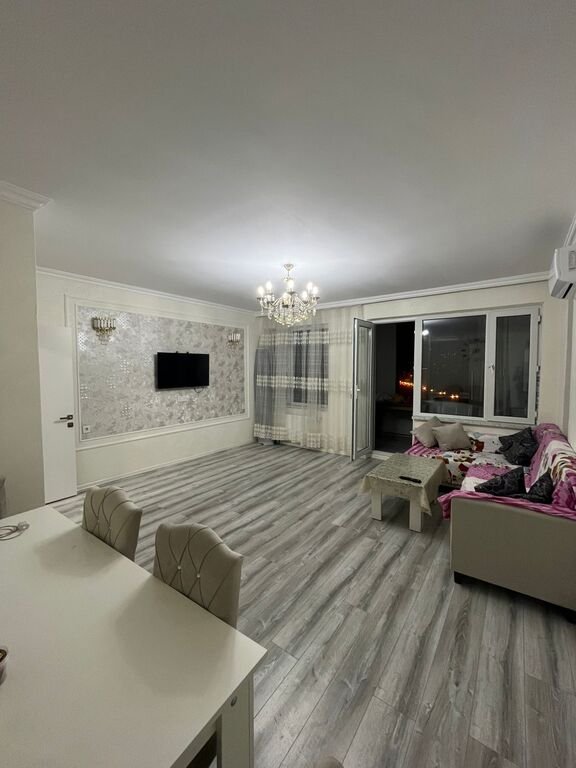 Kirayə verilir 2 otaqlı köhnə tikili, 60 m², 20 Yanvar m.-1