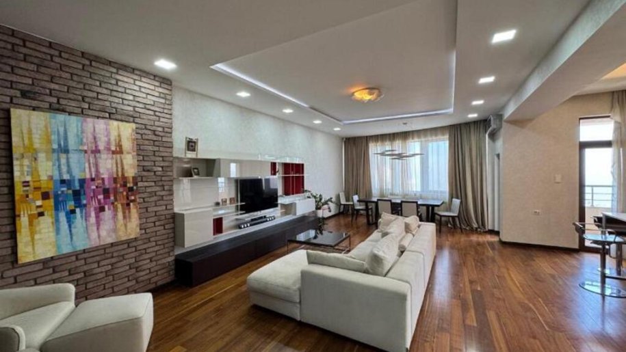 Satılır 4 otaqlı yeni tikili, 200 m², Elmlər Akademiyası m.-2